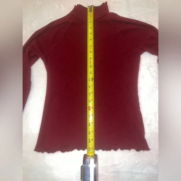 SO Deep Red Knit Fabric - Picture 4 of 6